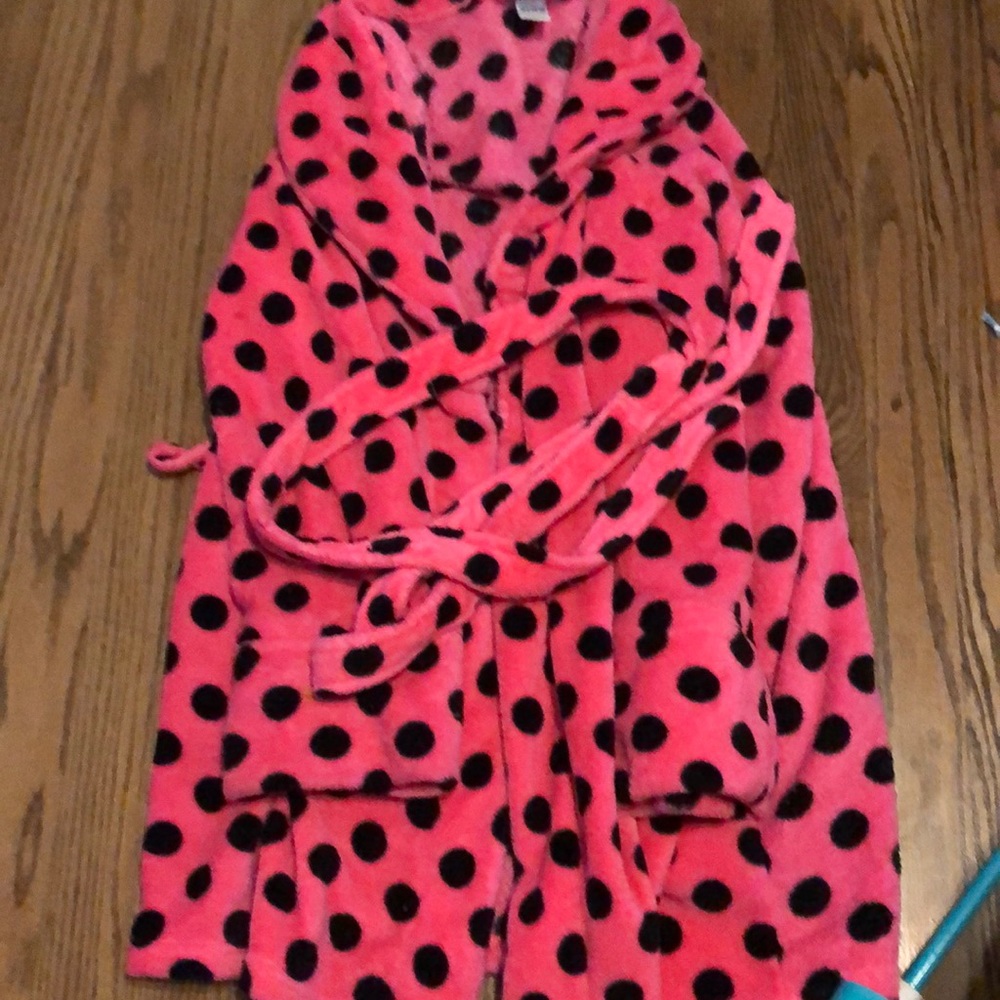 Never worn pink robe